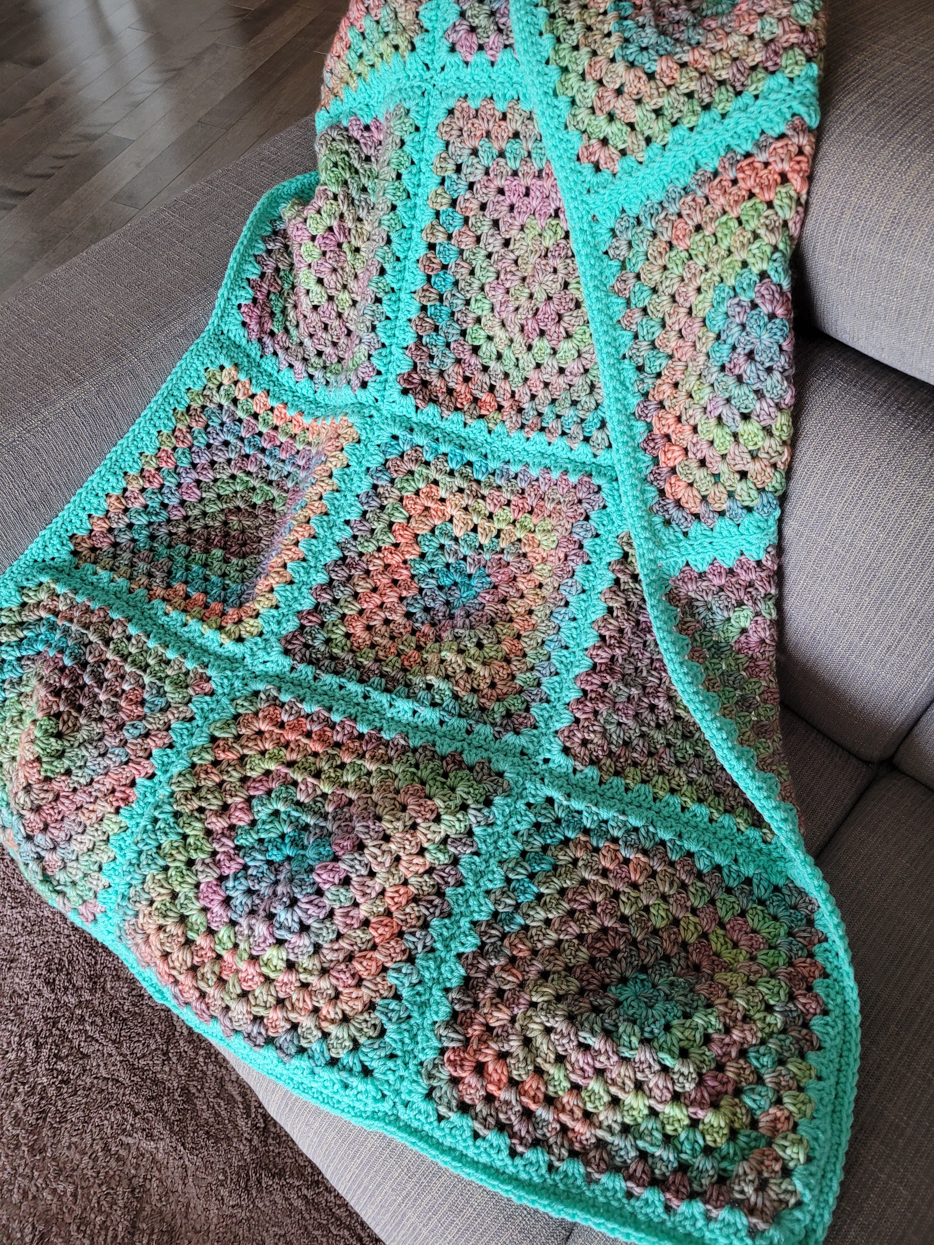 Couverture granny rainbow