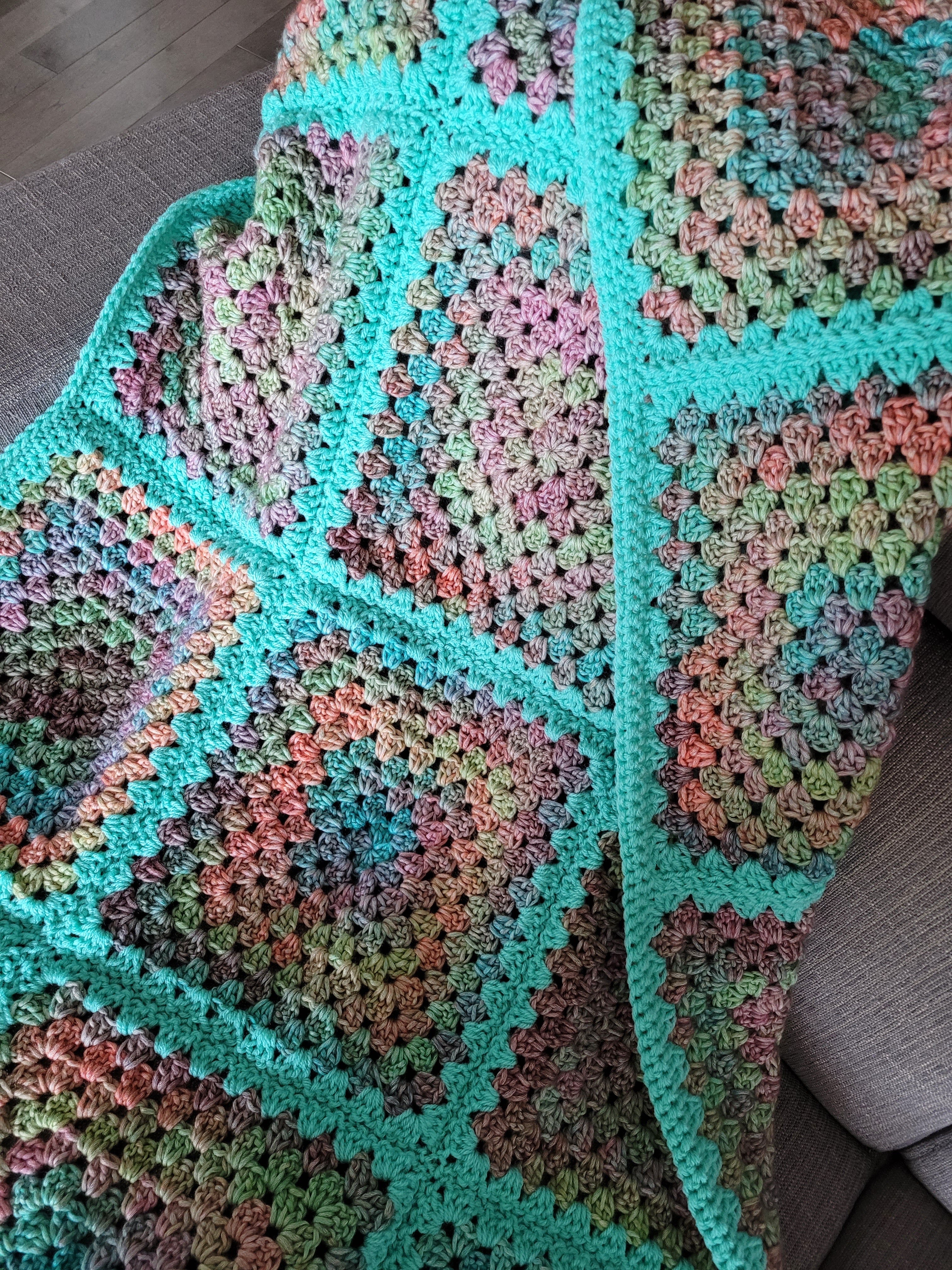 Couverture granny rainbow