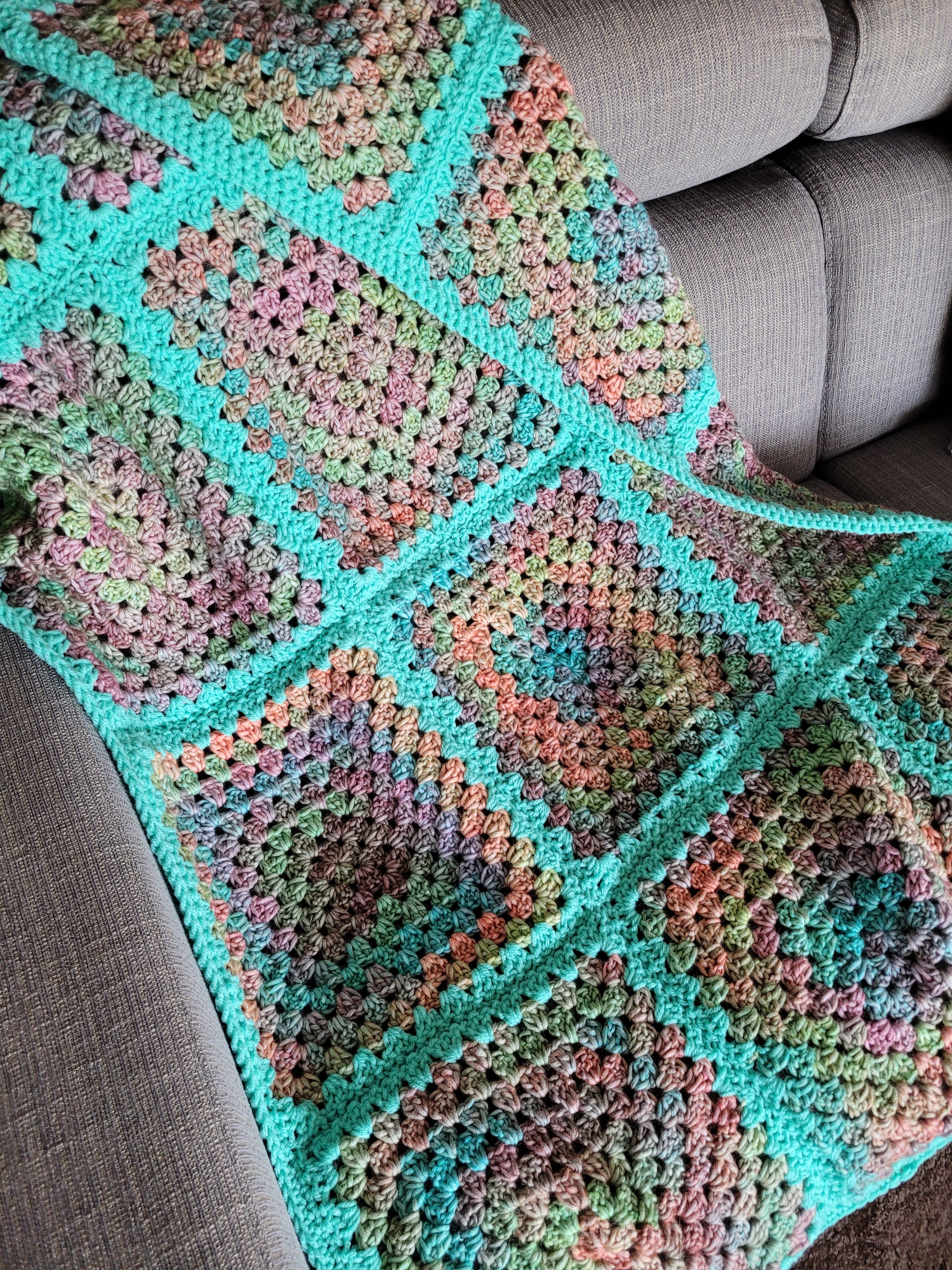 Couverture granny rainbow